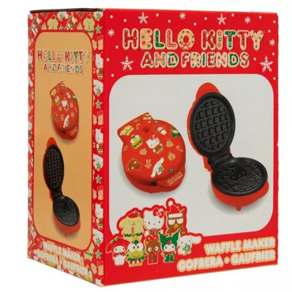 Sanrio Hello Kitty & Friends Waffle Maker - Picture 5 of 11